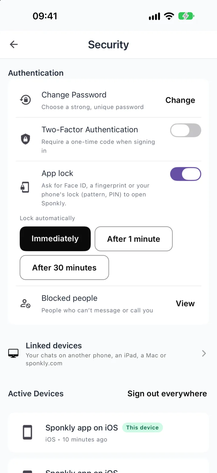 قفل التطبيق باستخدام Face ID أو Touch ID